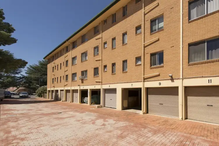 9/17 Campbell Street, Queanbeyan NSW 2620