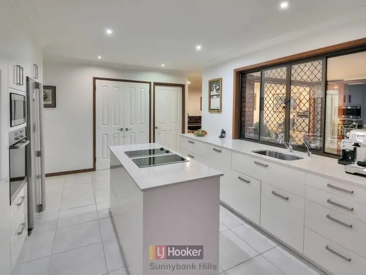 Fifth view of Homely house listing, 4 Venosa Place, Sunnybank Hills QLD 4109