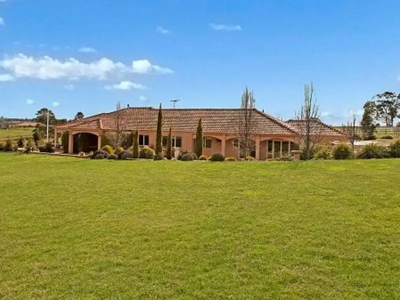 Main view of Homely house listing, 20 Eastern Ridge, Hidden Valley VIC 3756