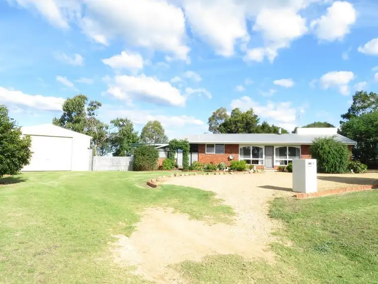 18 Crown Ridge Avenue, Newlands Arm VIC 3875