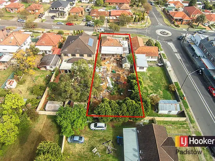 Second view of Homely house listing, 135 Faraday Road, Padstow NSW 2211