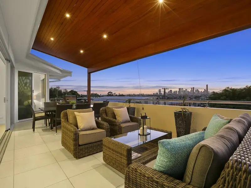 Main view of Homely apartment listing, 2/61 Collings St, Balmoral QLD 4171