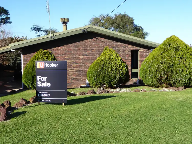 33 Lakeview Drive, Lakes Entrance VIC 3909