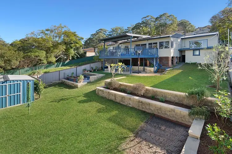 18 Headlam Parade, Springfield NSW 2250