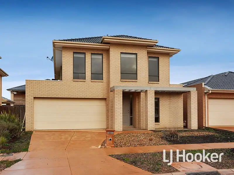 Main view of Homely house listing, 16 Seafarer Way, Sanctuary Lakes VIC 3030