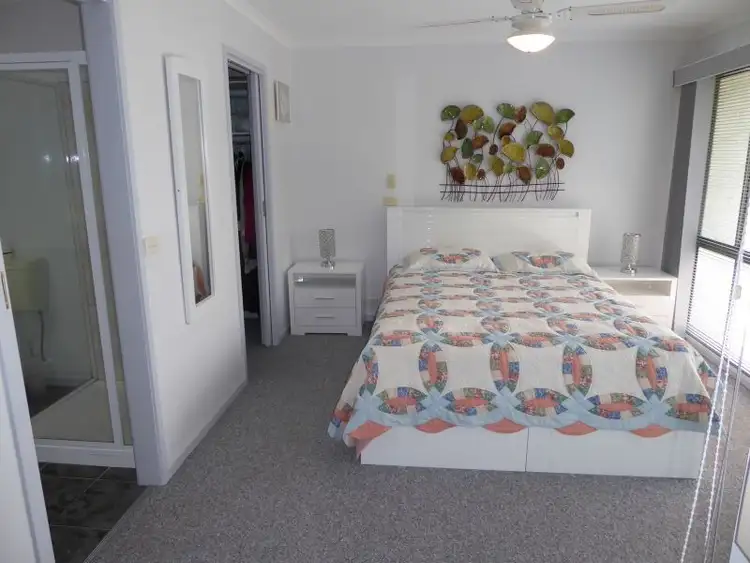 Sixth view of Homely unit listing, 1/617 Esplanade, Lakes Entrance VIC 3909