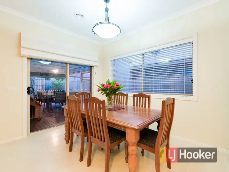 Fourth view of Homely house listing, 8 Silverleaf Crescent, Officer VIC 3809