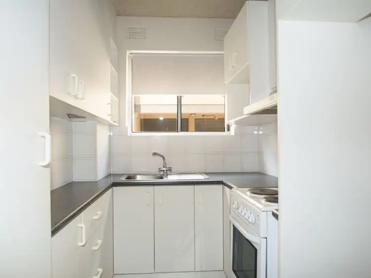 Fifth view of Homely unit listing, 2/33 Dalley Street, Queenscliff NSW 2096