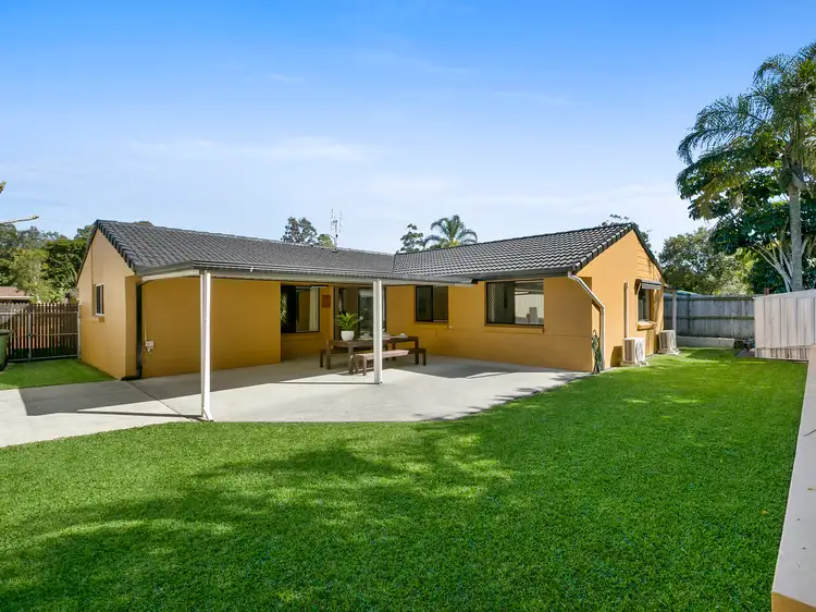 11 Studio Drive, Oxenford QLD 4210