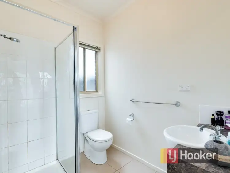 Seventh view of Homely house listing, 4 Marquis Court, Pakenham VIC 3810