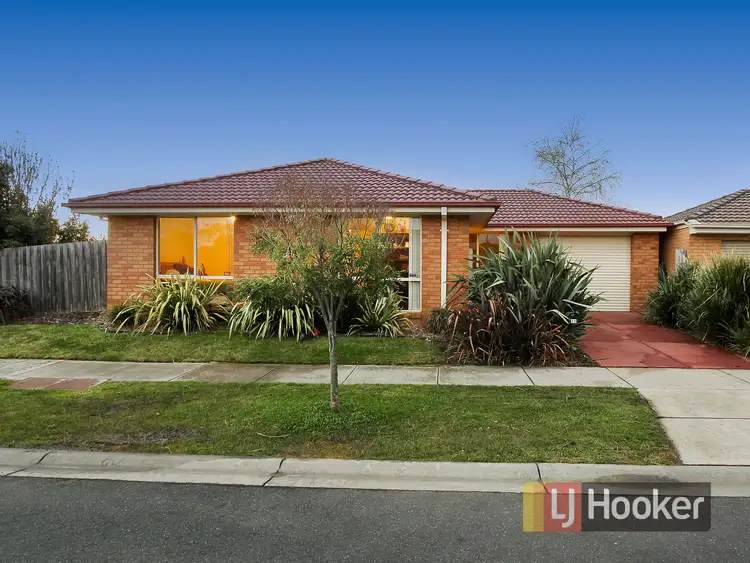 11 Providence Drive, Cranbourne West VIC 3977