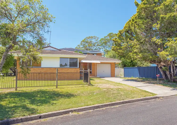 7 Jacaranda Drive, Taree NSW 2430