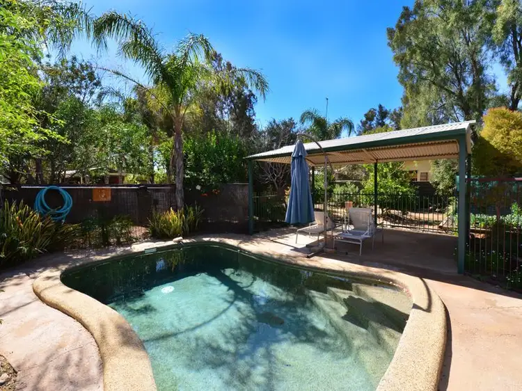 4 Cowle Street, Alice Springs NT 870