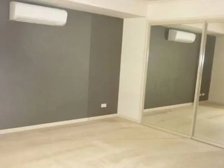 Seventh view of Homely house listing, 8 Hall Court, Mudgeeraba QLD 4213