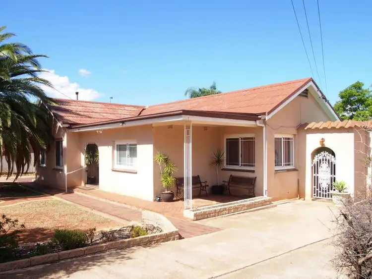 377 Gossan Street, Broken Hill NSW 2880