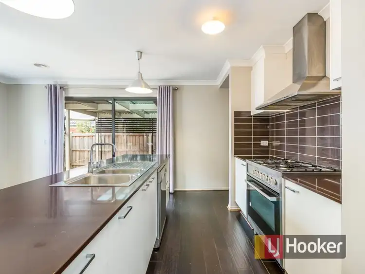 Fifth view of Homely house listing, 17 Mariposa Grove, Cranbourne VIC 3977