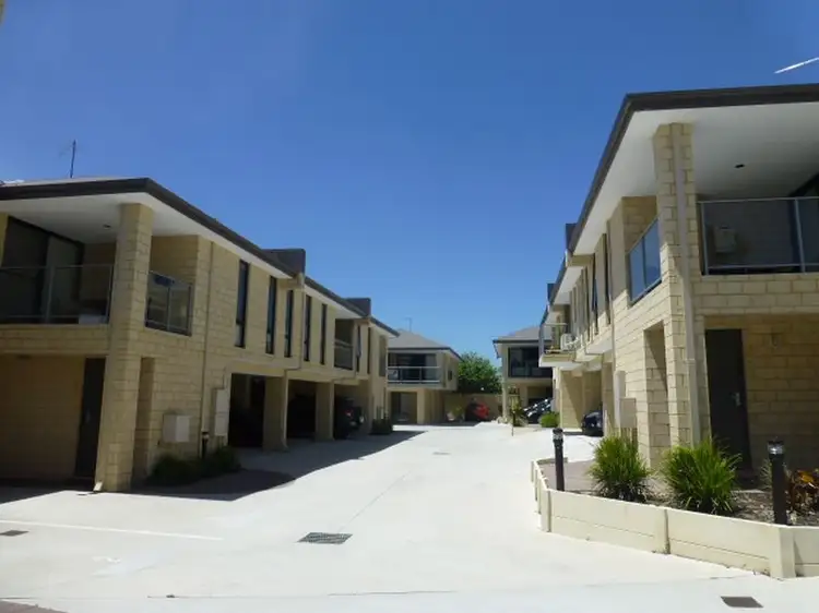 12/2 View Avenue, Langford WA 6147