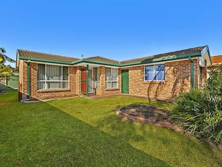 4 Everitt Place, Watanobbi NSW 2259
