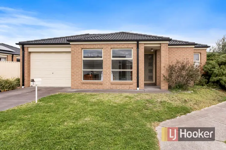 2 Belvedere Drive, Pakenham VIC 3810