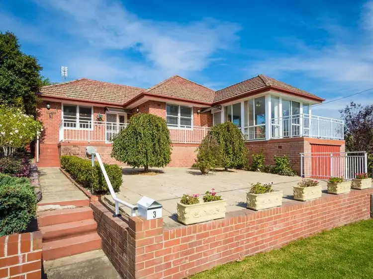 3 Kirkland Avenue, Bega NSW 2550