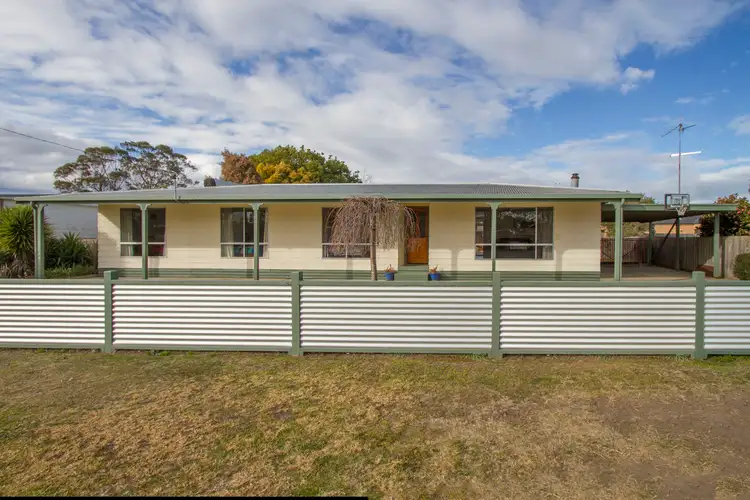 66 McFarlane Street, Stratford VIC 3862