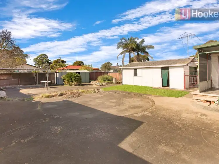 Fifth view of Homely house listing, 3 Papeete Avenue, Lethbridge Park NSW 2770