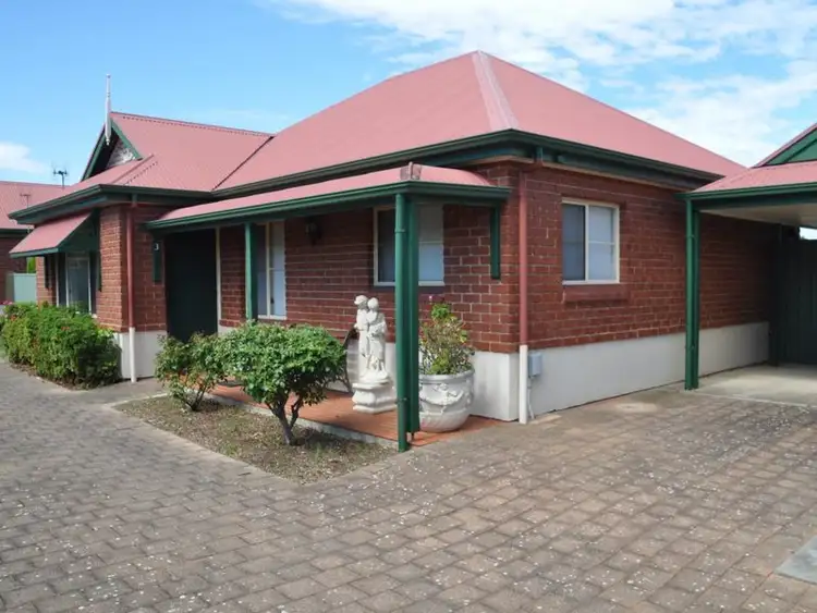 Main view of Homely unit listing, 3/32 Hill Street, Victor Harbor SA 5211
