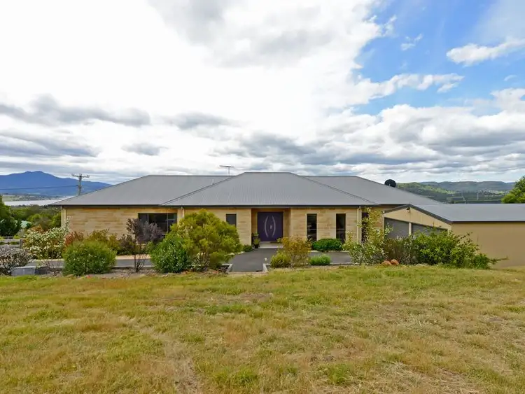 15 Ashgrove Crescent, Old Beach TAS 7017