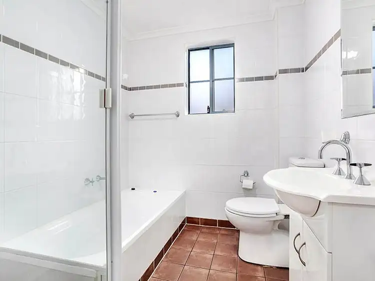 Fourth view of Homely unit listing, 10/18-22 Gray Street, Sutherland NSW 2232