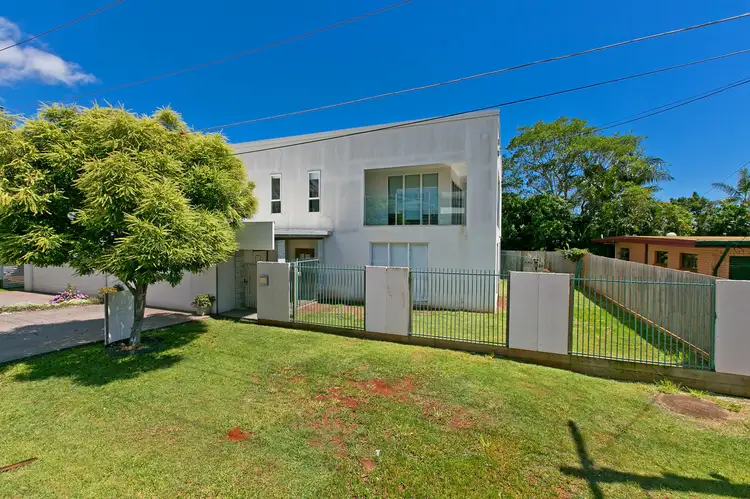 2/6 Arthur Street, Ormiston QLD 4160