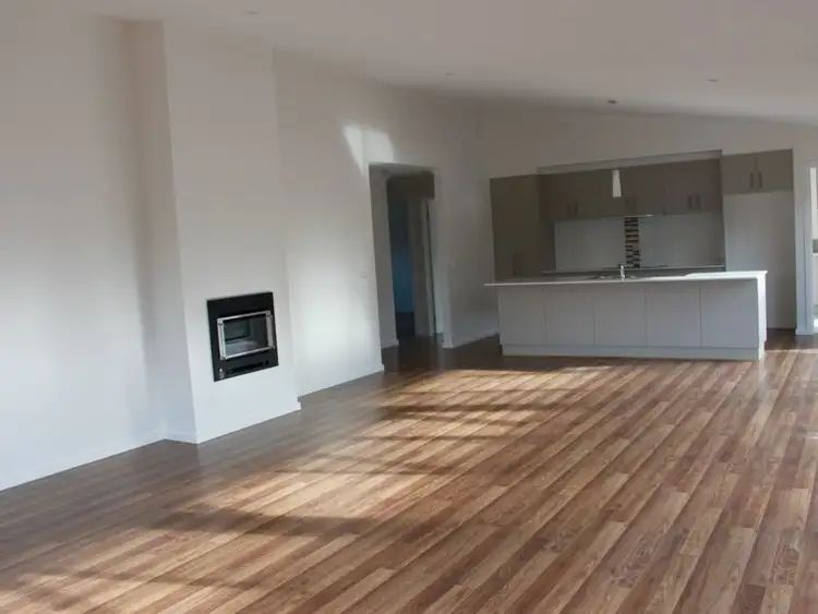 Fourth view of Homely house listing, 82 Myrtle Street, Alexandra VIC 3714