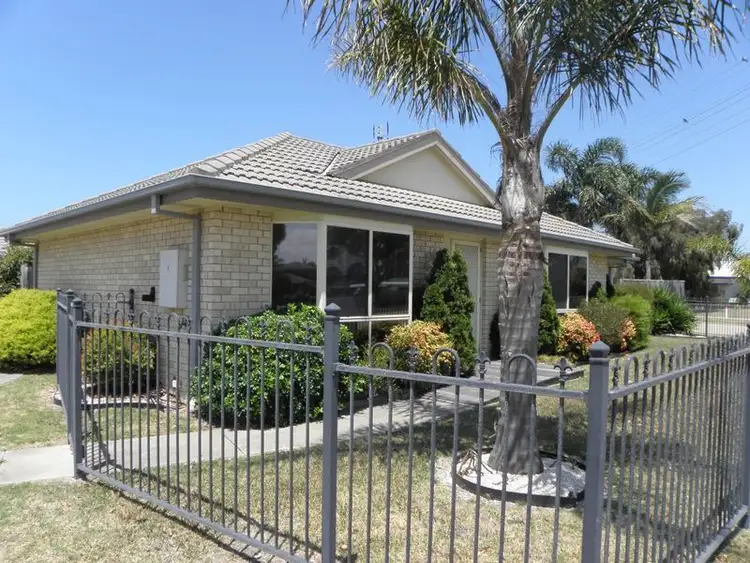 1/16-20 Roadknight Street, Lakes Entrance VIC 3909