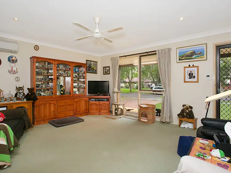 Fifth view of Homely house listing, 2 Tanilba Close, Raymond Terrace NSW 2324