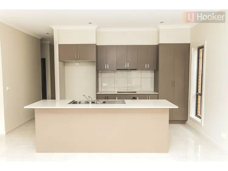 Fourth view of Homely house listing, 31 Groveton St, Craigieburn VIC 3064