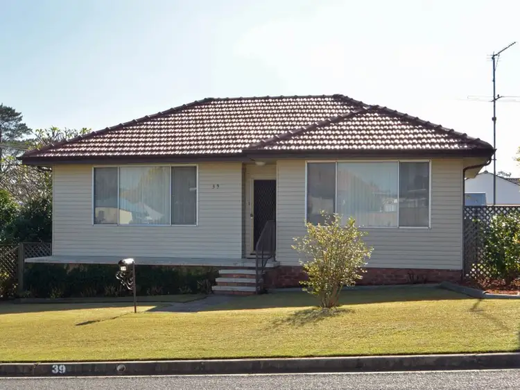 39 Third Avenue, Rutherford NSW 2320