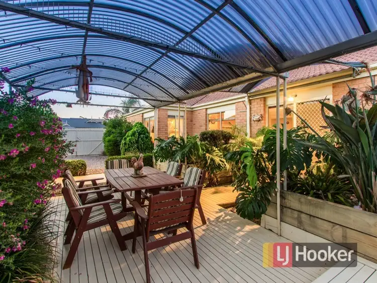 Second view of Homely house listing, 4 Catherine Place, Pakenham VIC 3810