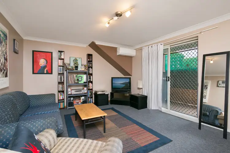 Main view of Homely unit listing, 1/1 Jubilee Street, Greenslopes QLD 4120