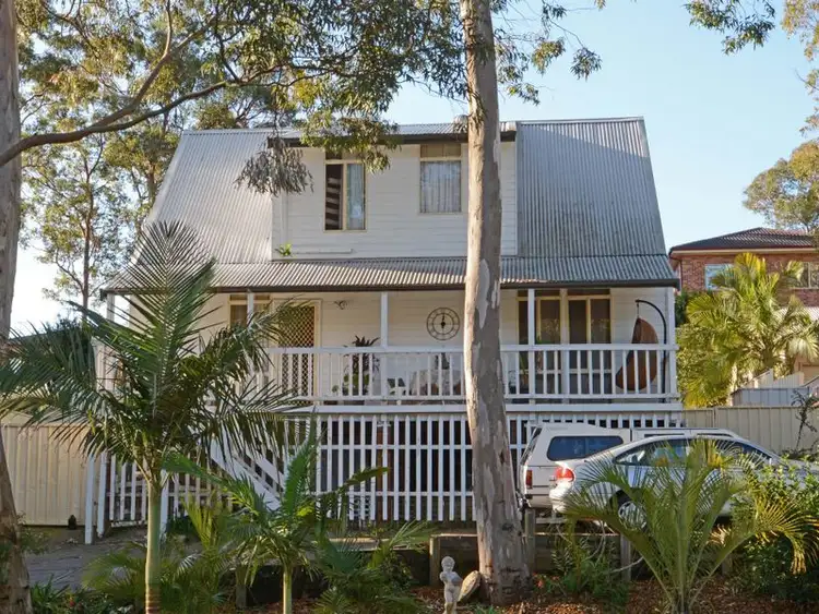 7 Endeavour Close, Woodrising NSW 2284