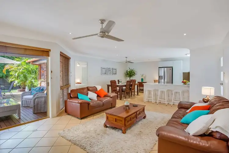 1/38 Cheltenham Drive, Robina QLD 4226