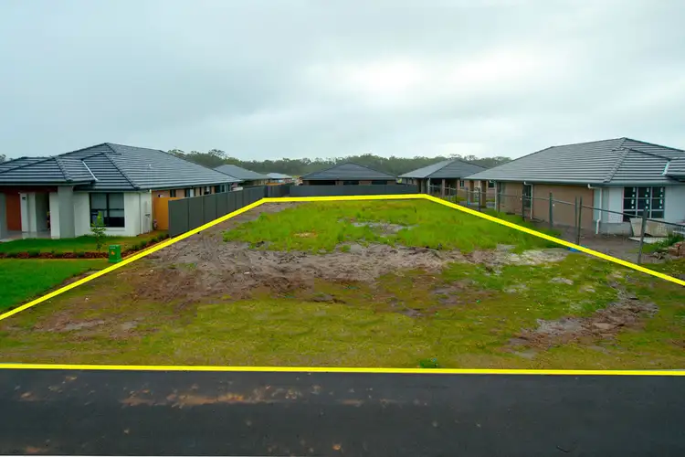 15 Rosemary Street, Fern Bay NSW 2295