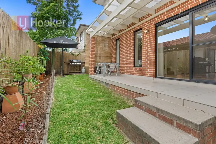 Fifth view of Homely townhouse listing, 2/153 Cresthaven Avenue, Bateau Bay NSW 2261