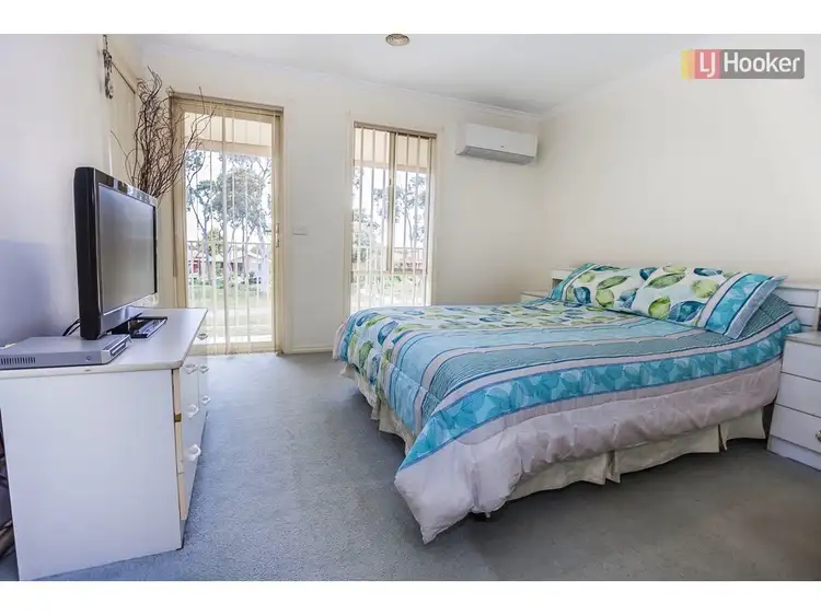 Seventh view of Homely townhouse listing, 27 Franklin Avenue, Roxburgh Park VIC 3064