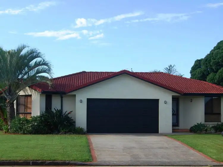 1/2 Cornwall Place, Wollongbar NSW 2477