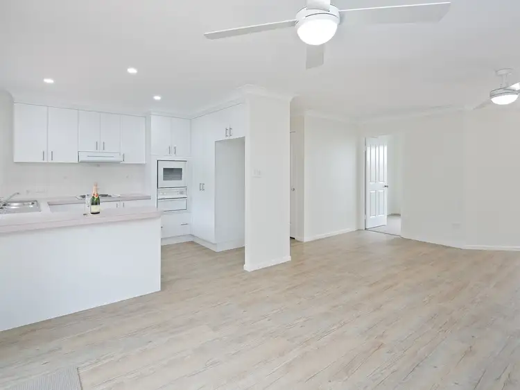 Second view of Homely villa listing, 2/19 Victor Street, Birkdale QLD 4159