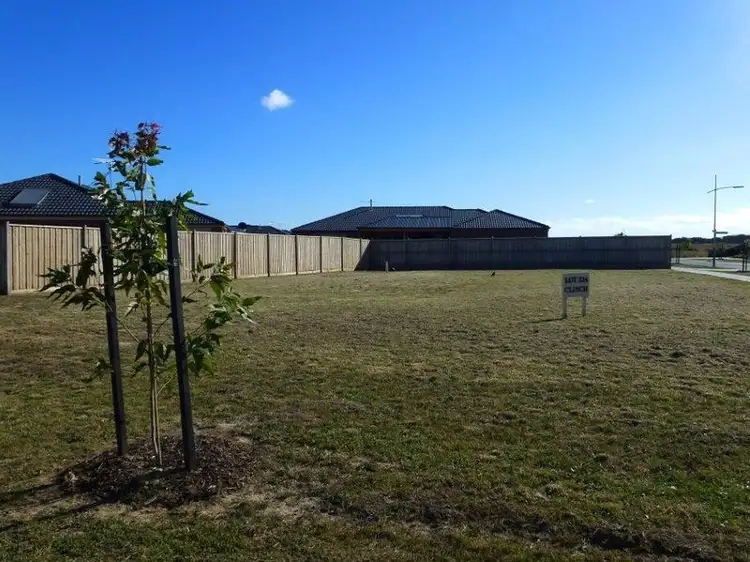 2 Warren Avenue, Wallan VIC 3756