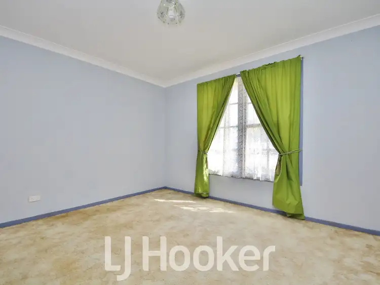 Fifth view of Homely house listing, 10 Katandra Place, Kelso NSW 2795