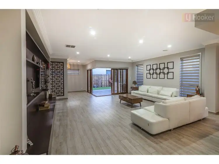 Seventh view of Homely house listing, 4 Honour Street, Craigieburn VIC 3064