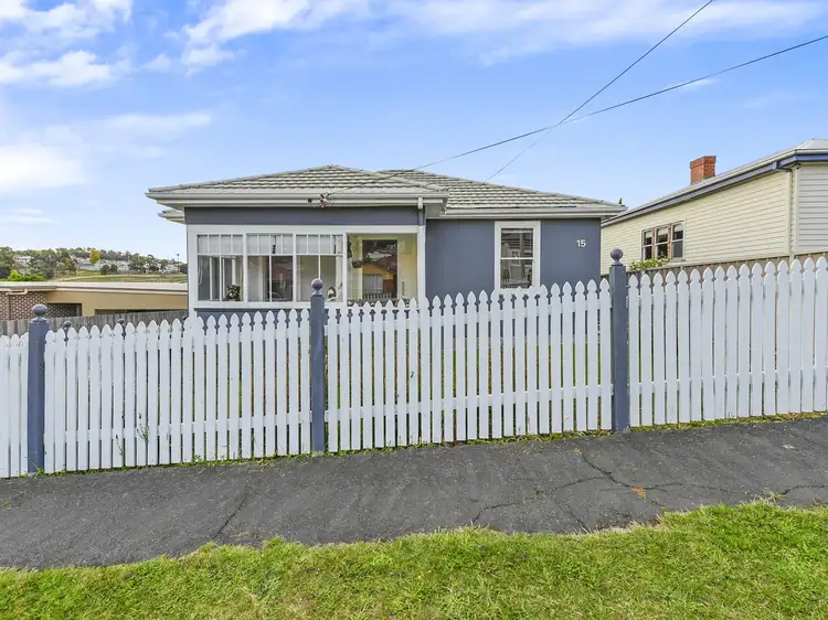 15 Cuthbert Avenue, Lenah Valley TAS 7008