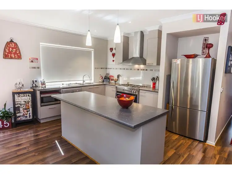 Third view of Homely house listing, 10 Moxie Rd, Craigieburn VIC 3064