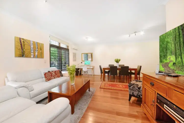 Main view of Homely apartment listing, 3/1-5 Rosebank Street, Darlinghurst NSW 2010
